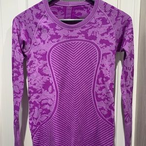 Lululemon long sleeve workout top